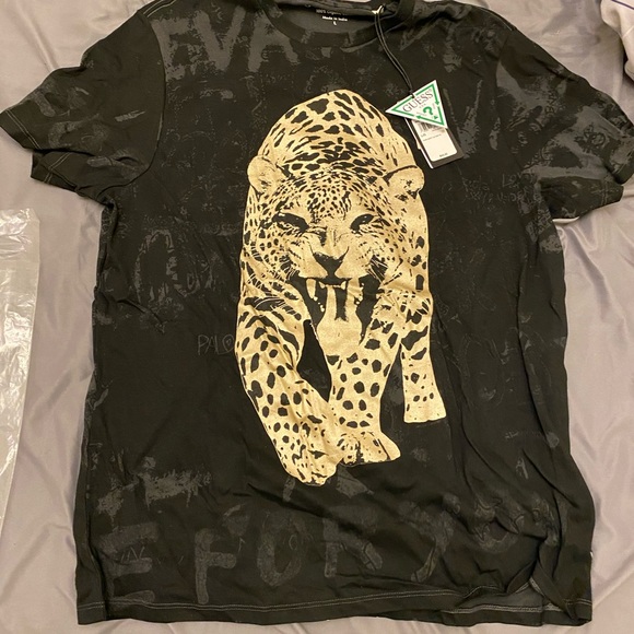 T-shirts - Picture 5 of 8